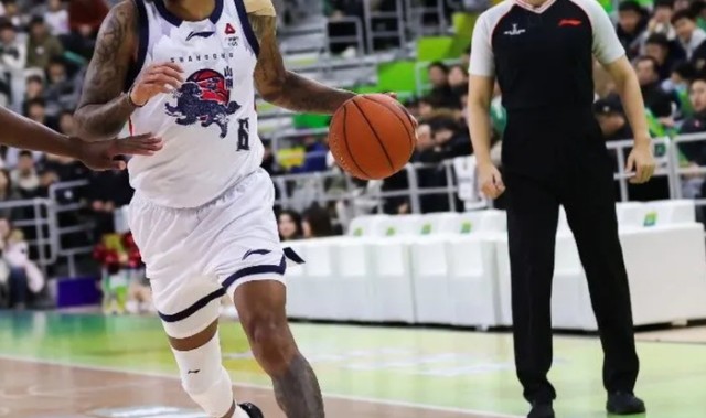 世界杯官方平台-山东胜江苏2喜2忧！陈林坚地位提升，邱彪险引崩盘，谢智杰迷失！|山东队|乔-约翰逊|篮板|比赛|约翰逊_新浪体育_新浪新闻